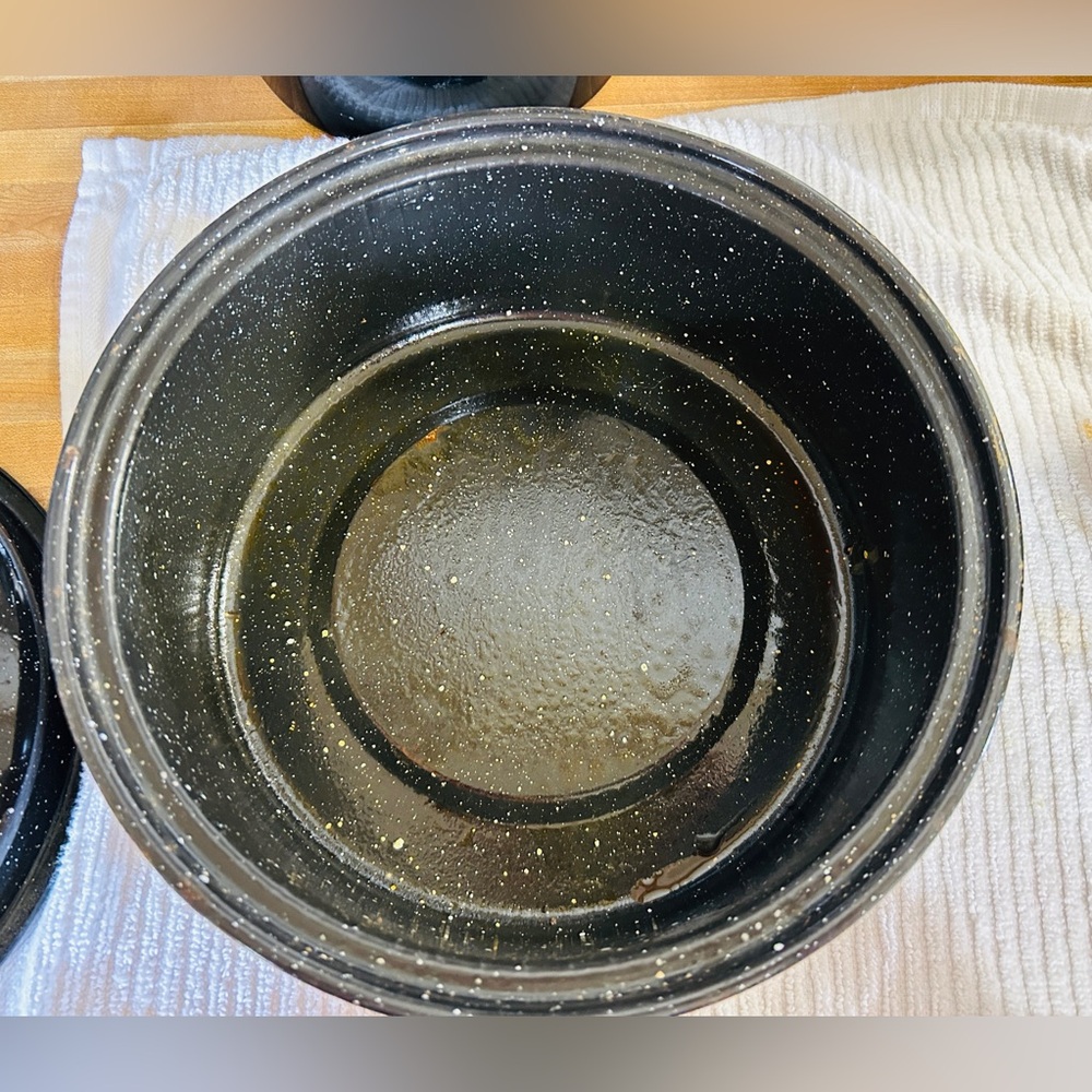 Granite pan with lid, black & white speckled. NEW, never used. - Picture 3 of 6
